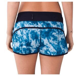 LULULEMON ATHLETICA Speed Short '4-Way Stretch 2.5" Size 4